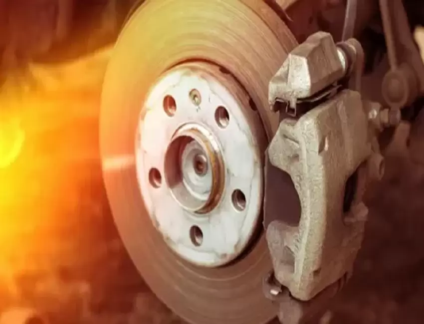 7 Signs There Might Be a Problem with Your Brakes