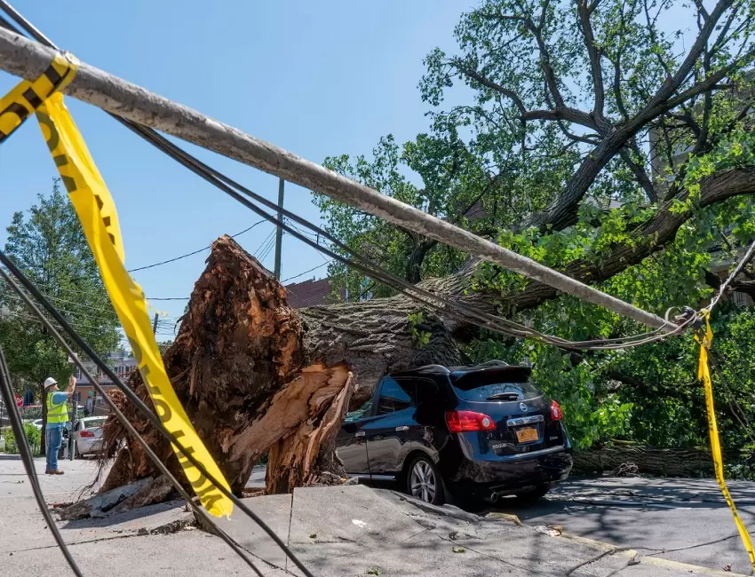 Drive in Extreme Winds