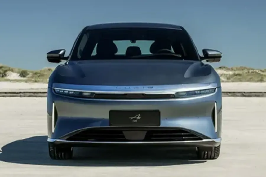 LUCID AIR